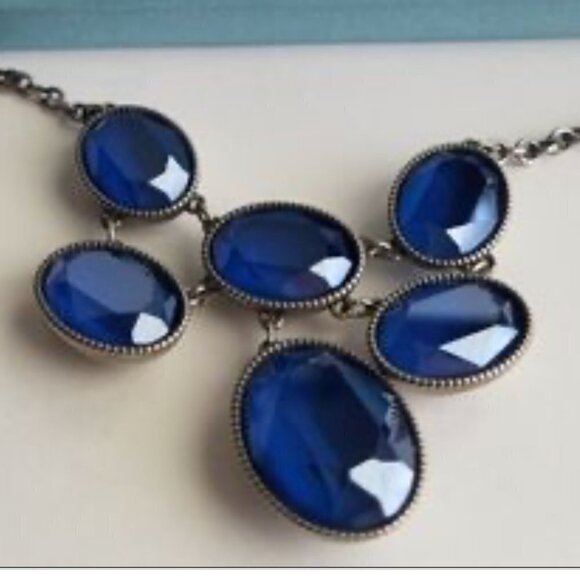 Crystallized by Swarovski blue stone necklace - Picture 3 of 3
